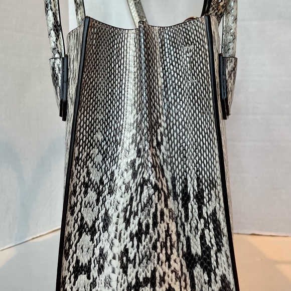 Michael Kors Mercer Snake Skin Leather Natural Tote Large Shoulder Bag Handbag - Picture 7 of 13